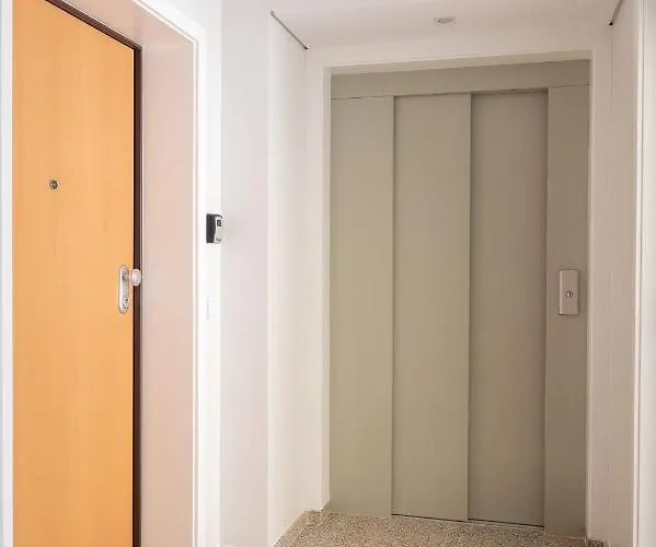 Nomad Apartment, By Bolhão Residences *