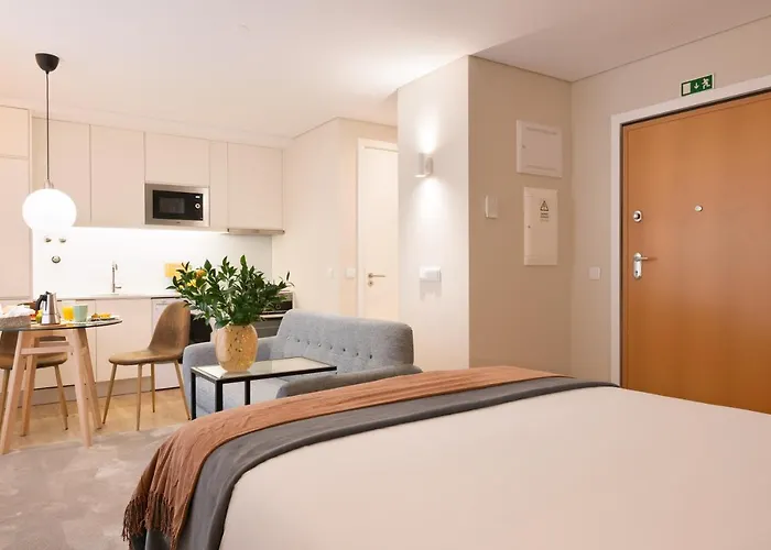 Nomad Apartment, By Bolhao Residences 아파트 포르투