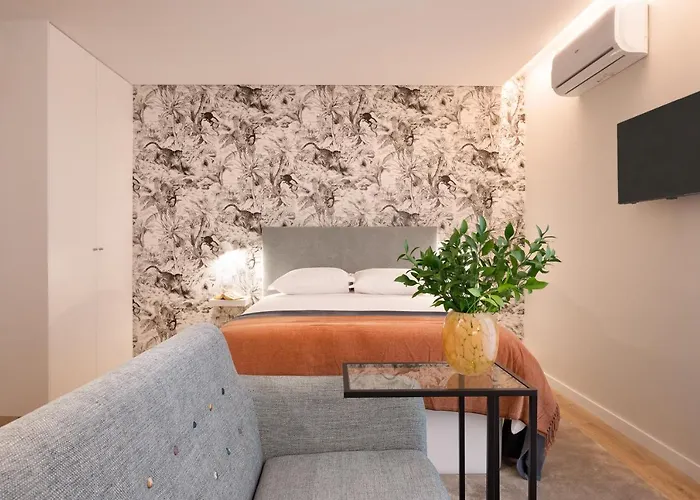 Nomad Apartment, By Bolhao Residences * 波尔图